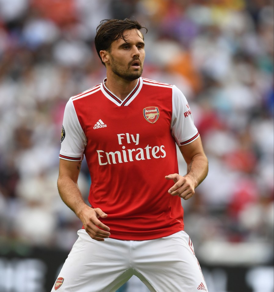 Carl Jenkinson completou uma transferência surpreendente para Bromley