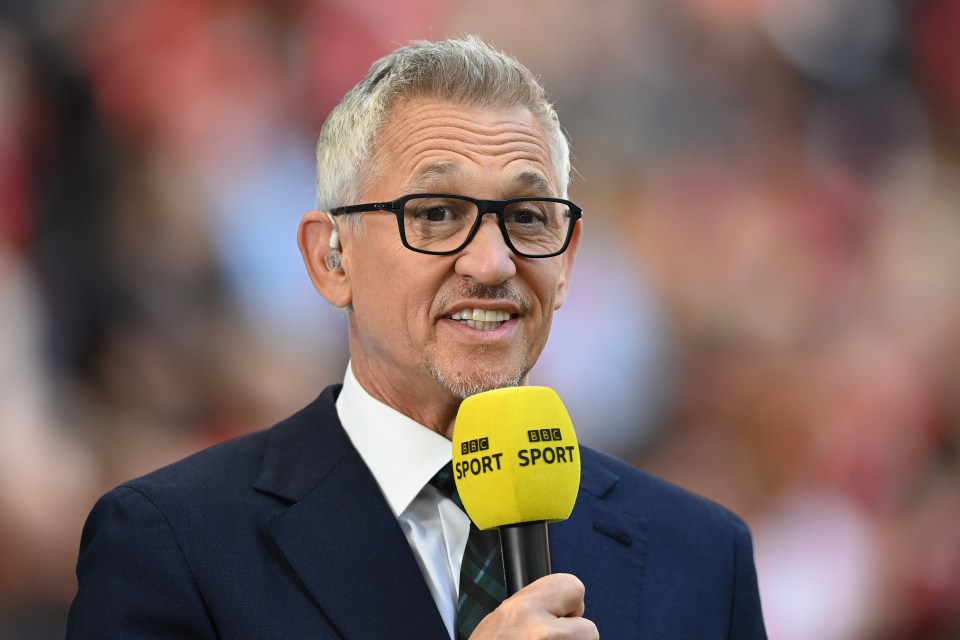 Lineker apresenta o programa da BBC desde 1999 e agora é o apresentador mais antigo