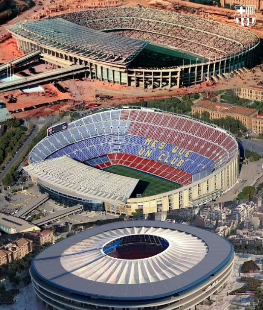 Uma imagem divulgada pelo clube mostra a transformação do estádio ao longo dos anos