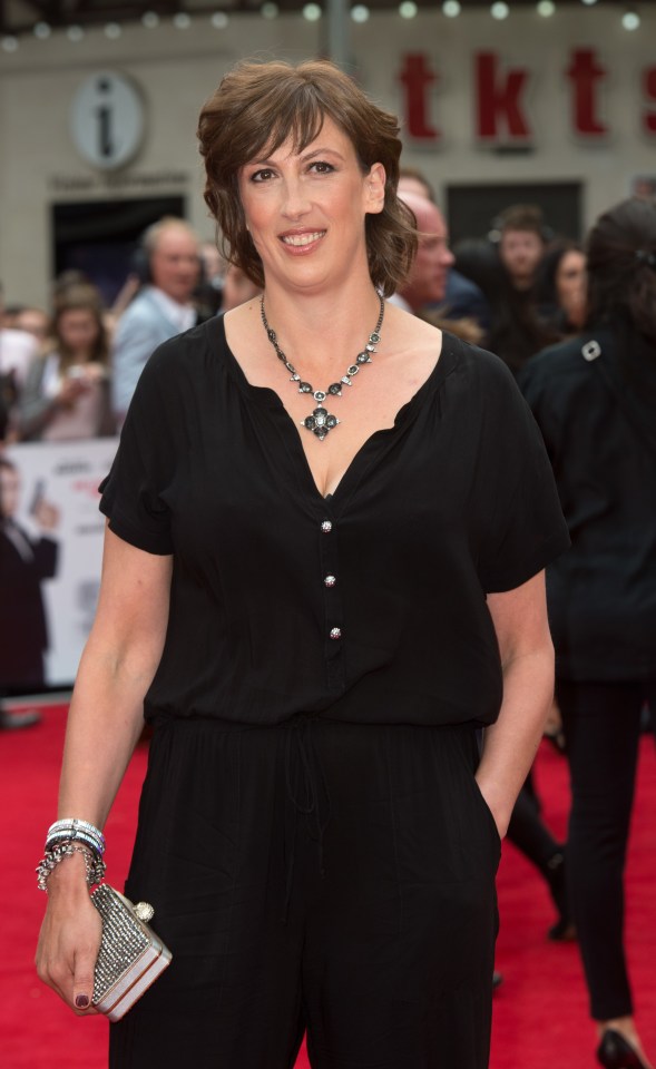 Eu gostaria que todos parassem de ficar tão chocados com o fato de Miranda Hart ter se casado aos 51 anos