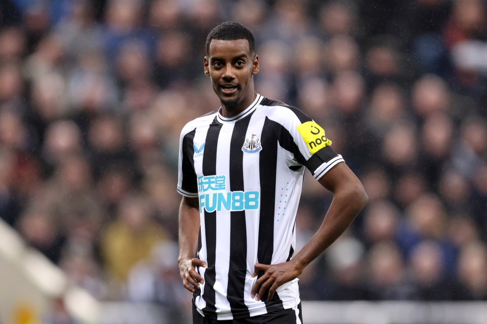 Alexander Isak, do Newcastle, também é alvo