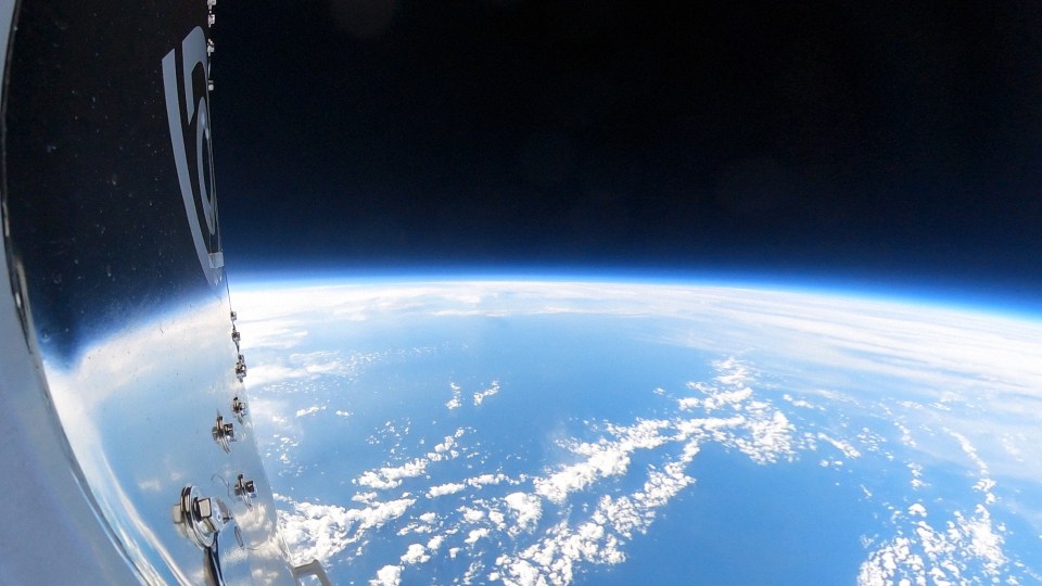 Uma janela embutida permitirá vistas deslumbrantes da Terra vista do espaço