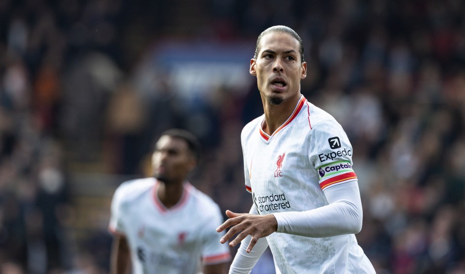 Van Dijk tem sido crucial para a estabilidade defensiva do Liverpool nesta temporada