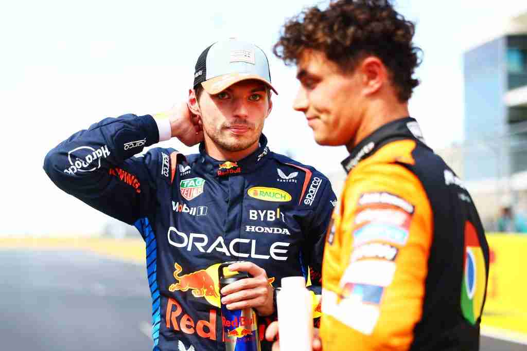 Vencedor Max Verstappen e terceiro colocado Lando Norris da McLaren após o GP Sprint dos Estados Unidos de 2024 | Conjunto de conteúdo Getty Images / Red Bull