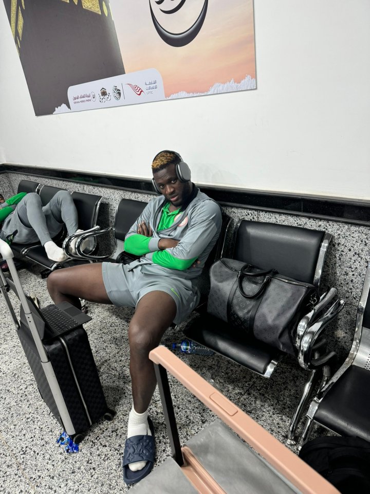 Boniface foi uma das estrelas da Nigéria que ficou preso em um aeroporto abandonado durante a pausa internacional