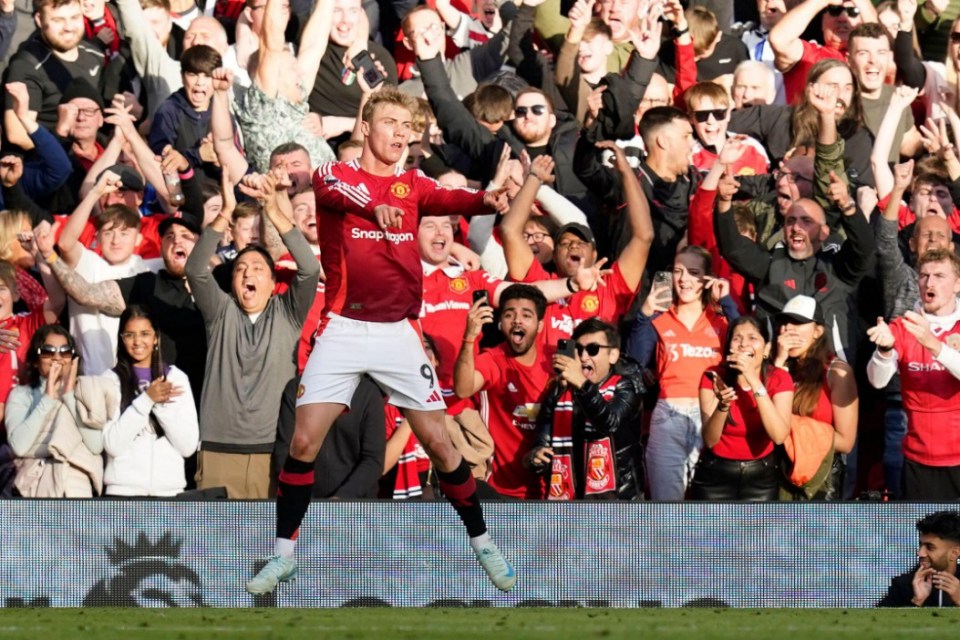 Hojlund marcou seu primeiro gol no Prem da temporada contra o Brentford