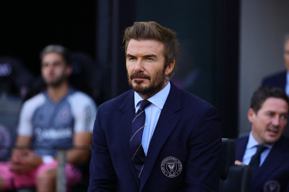 Becks revelou recentemente que foi a decisão mais difícil que ele já teve de tomar ao demitir seu amigo Neville