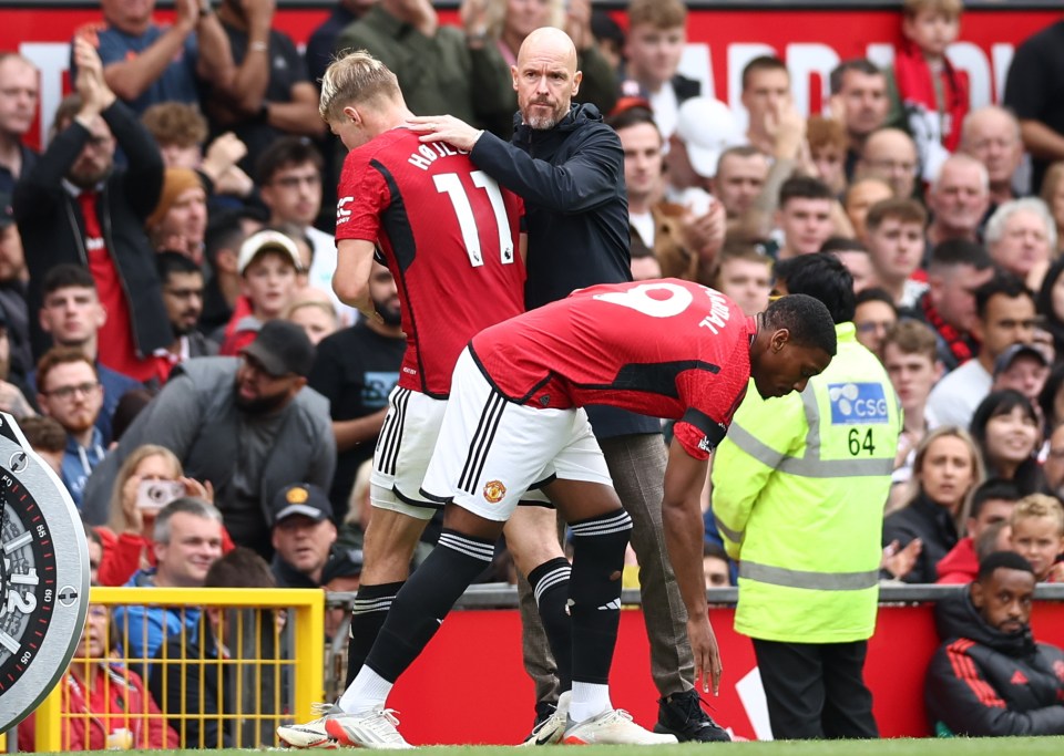 Rasmus Hojlund e Martial foram companheiros de equipe no Man Utd na temporada passada