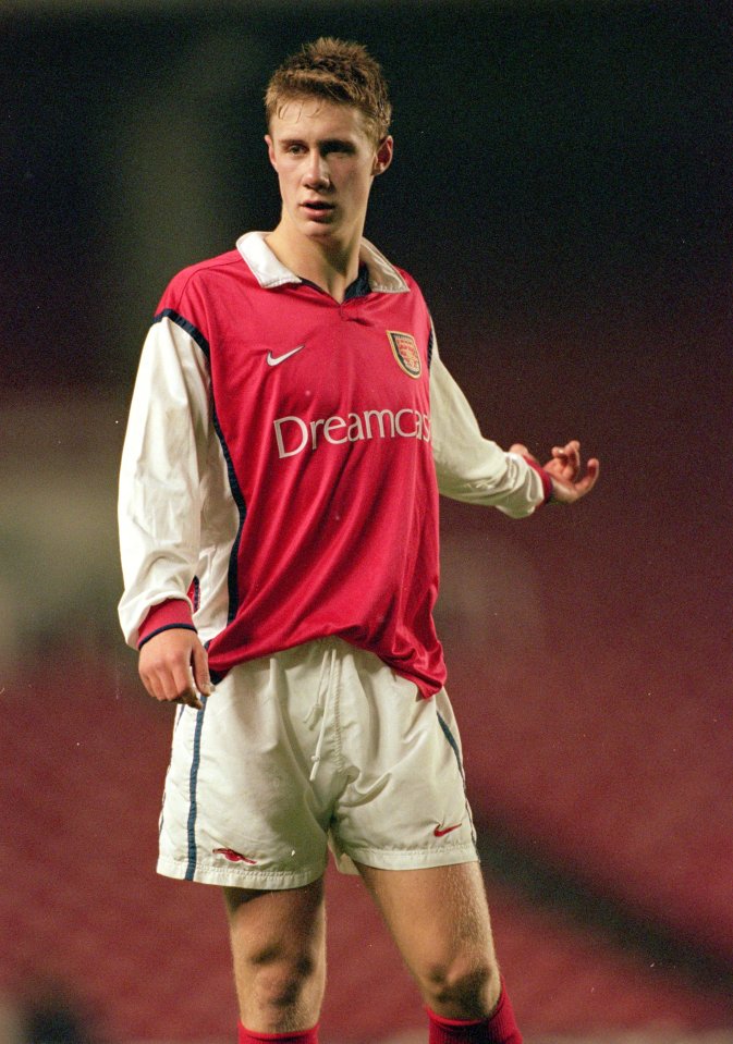 David Noble subiu na hierarquia em Highbury