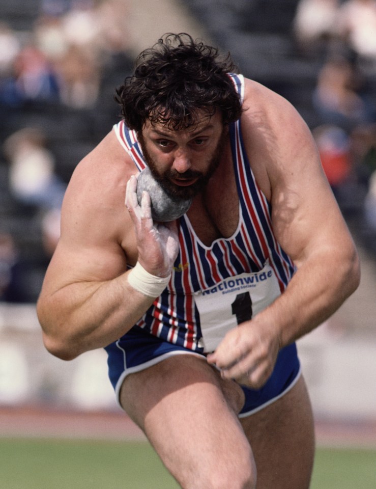 O lendário homem da montanha Geoff Capes faleceu esta semana