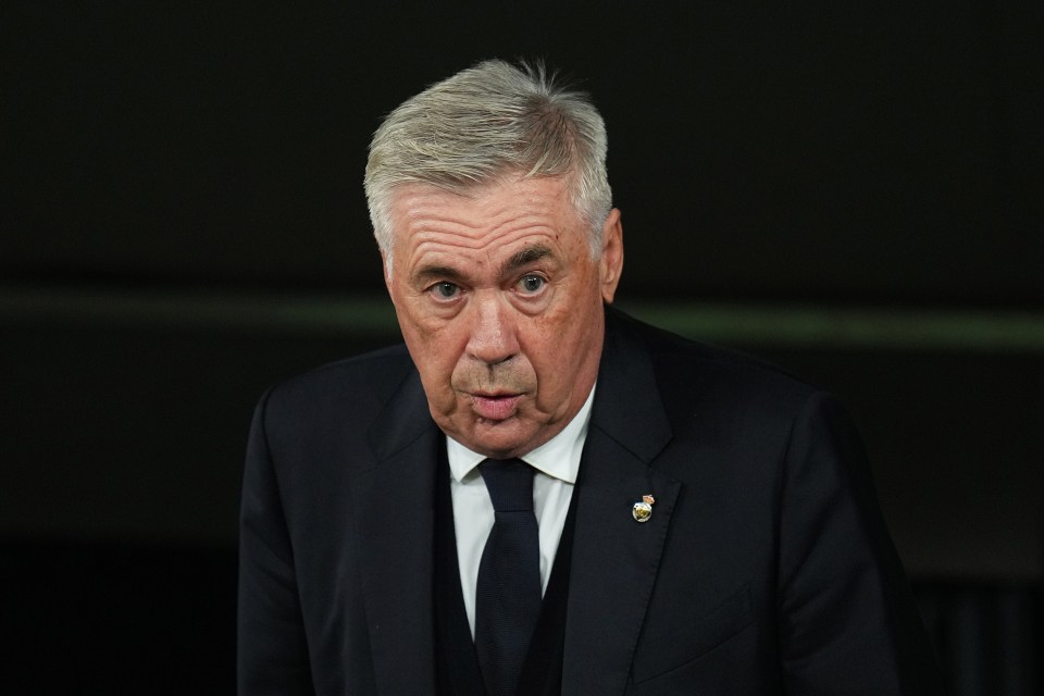 Carlo Ancelotti não esteve presente para receber o prêmio de Gerente do Ano