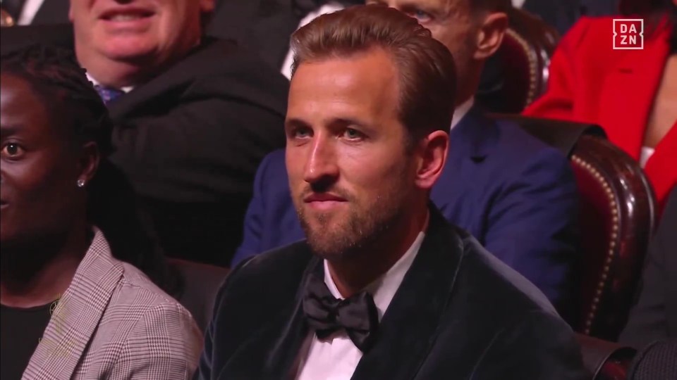 Harry Kane sorriu ao ouvir a avaliação efusiva de Weah sobre ele