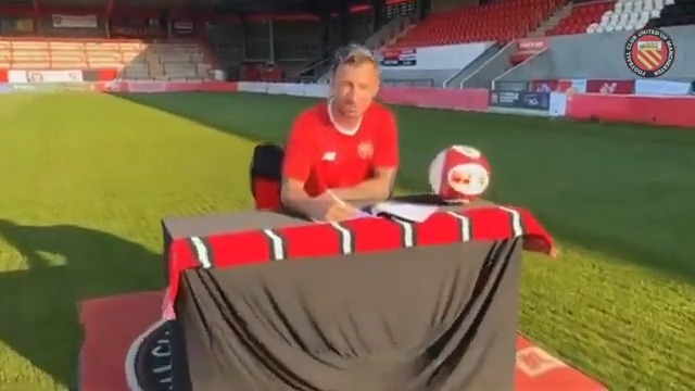 Ele se juntou ao FC United de Manchester no verão