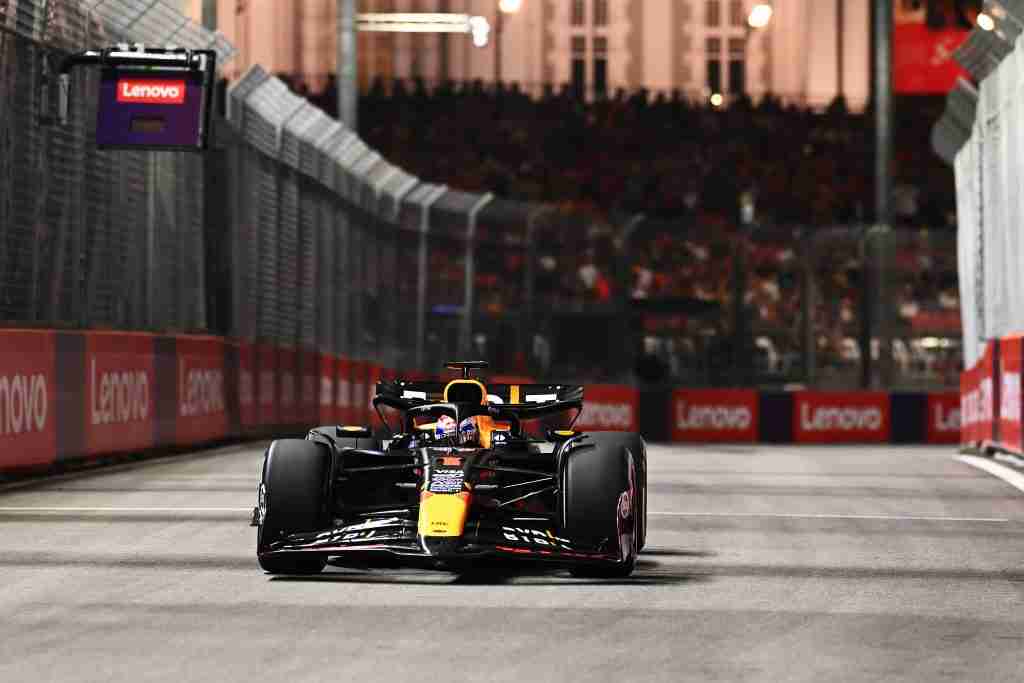 Max Verstappen durante os treinos antes do Grande Prêmio de Cingapura de 2024 | Conjunto de conteúdo Getty Images / Red Bull