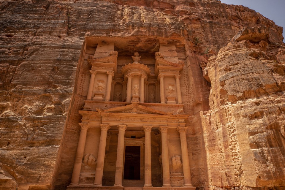 Petra, uma das maravilhas do mundo, está na Jordânia