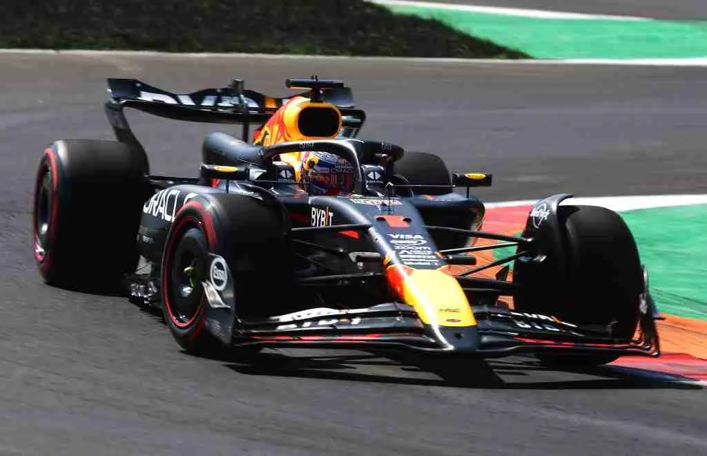 Max Verstappen durante os treinos antes do Grande Prêmio da Itália de 2024 | Conjunto de conteúdo Getty Images / Red Bull