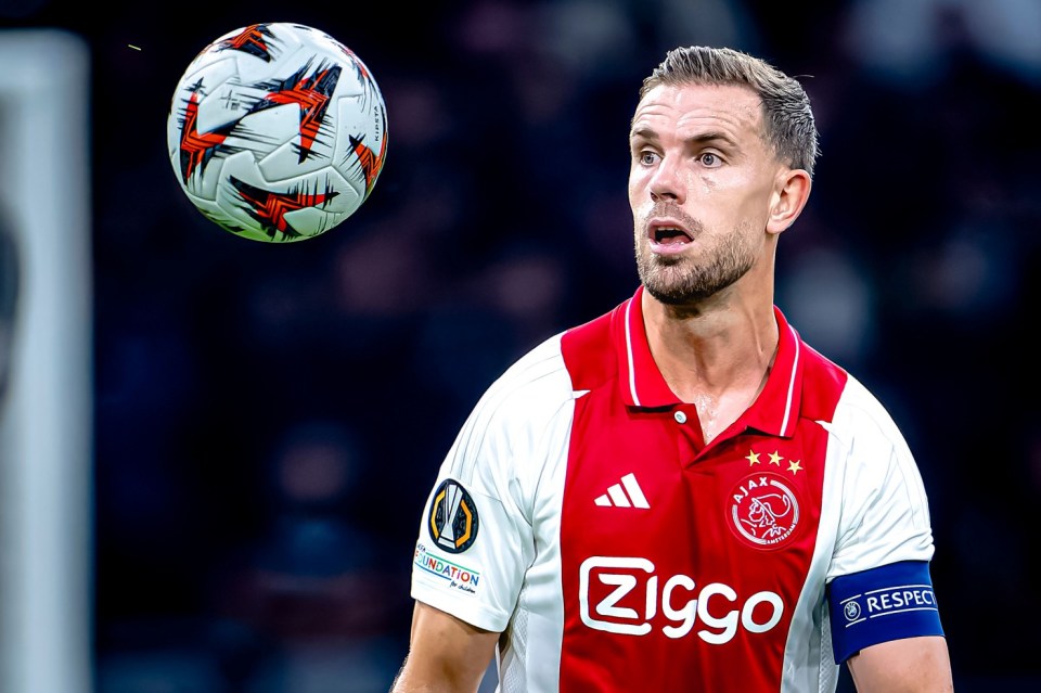 Jordan Henderson achou difícil conseguir tempo de jogo no Ajax