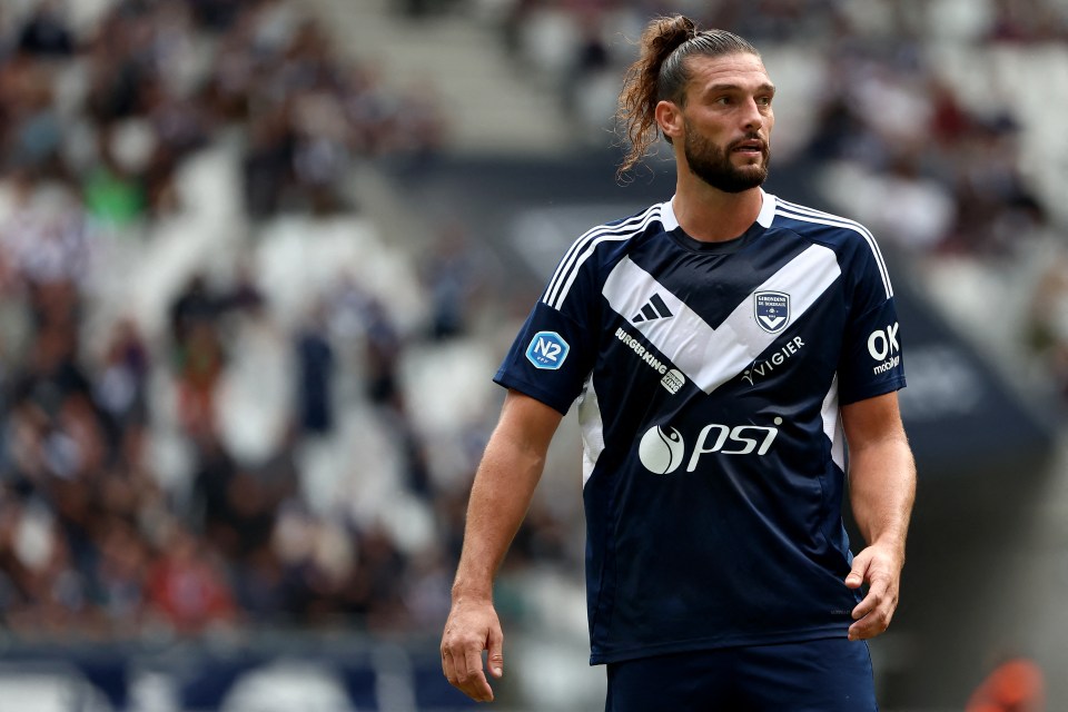 Andy Carroll se tornou um favorito instantâneo dos torcedores do Bordeaux depois de marcar quatro gols em dois jogos