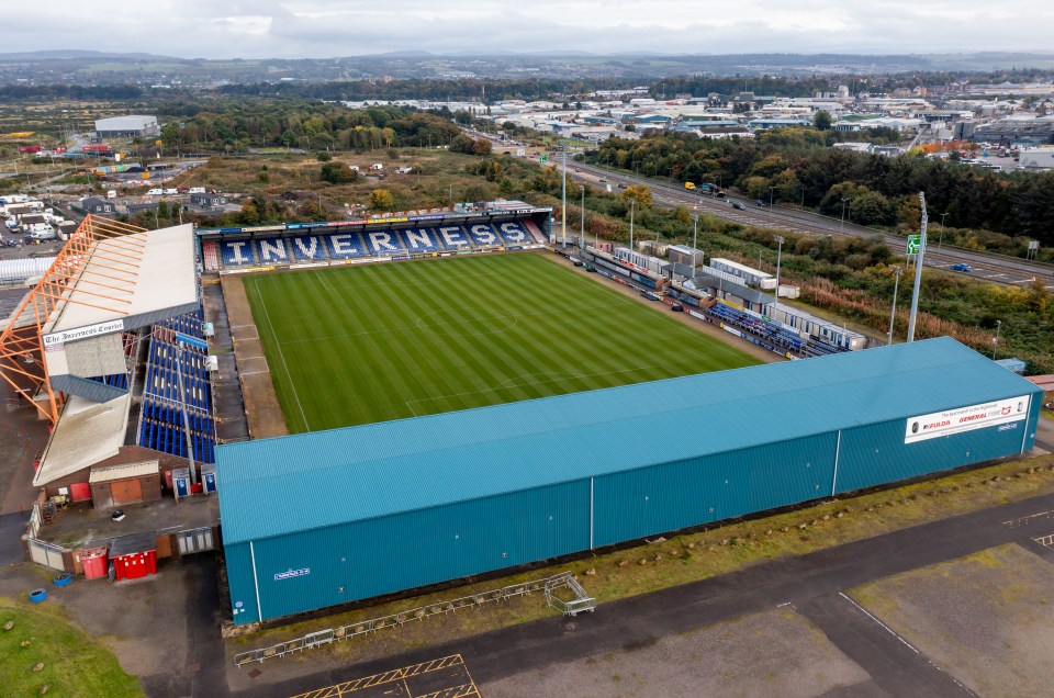 Inverness Caledonian Thistle está definido para uma dedução de 15 pontos