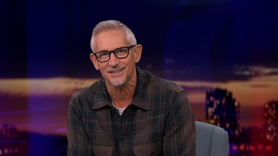 O apresentador do Match of the Day, Gary Lineker, abriu o show desta noite com uma piada sobre seu futuro