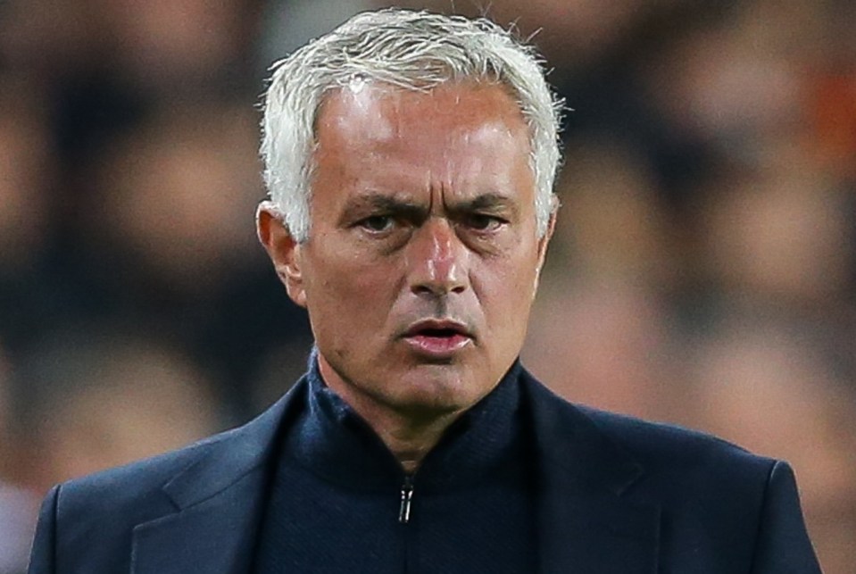 José Mourinho sugeriu, brincando, que poderia eventualmente treinar o Millwall