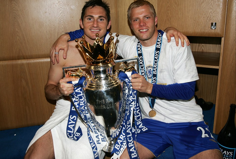 Eidur Gudjohnsen conquistou dois títulos da Premier League no Chelsea