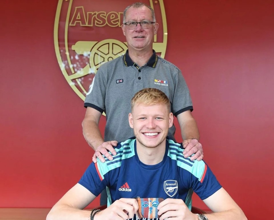 O pai de Aaron Ramsdale comemorou a vitória do Bournemouth sobre o Arsenal nas redes sociais