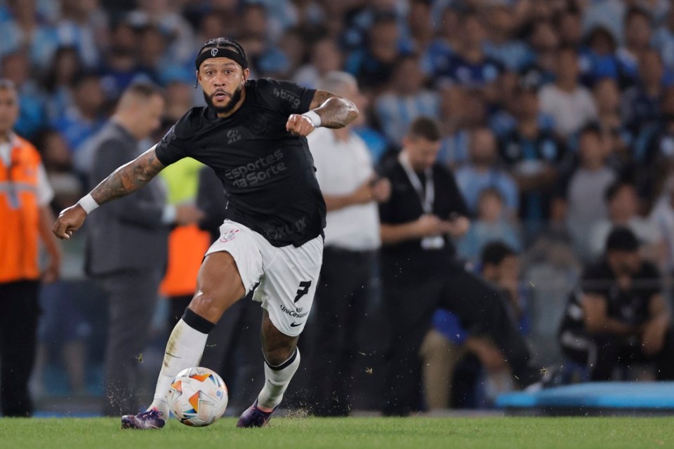 A ex-estrela do Man Utd, Memphis Depay, agora joga no Racing