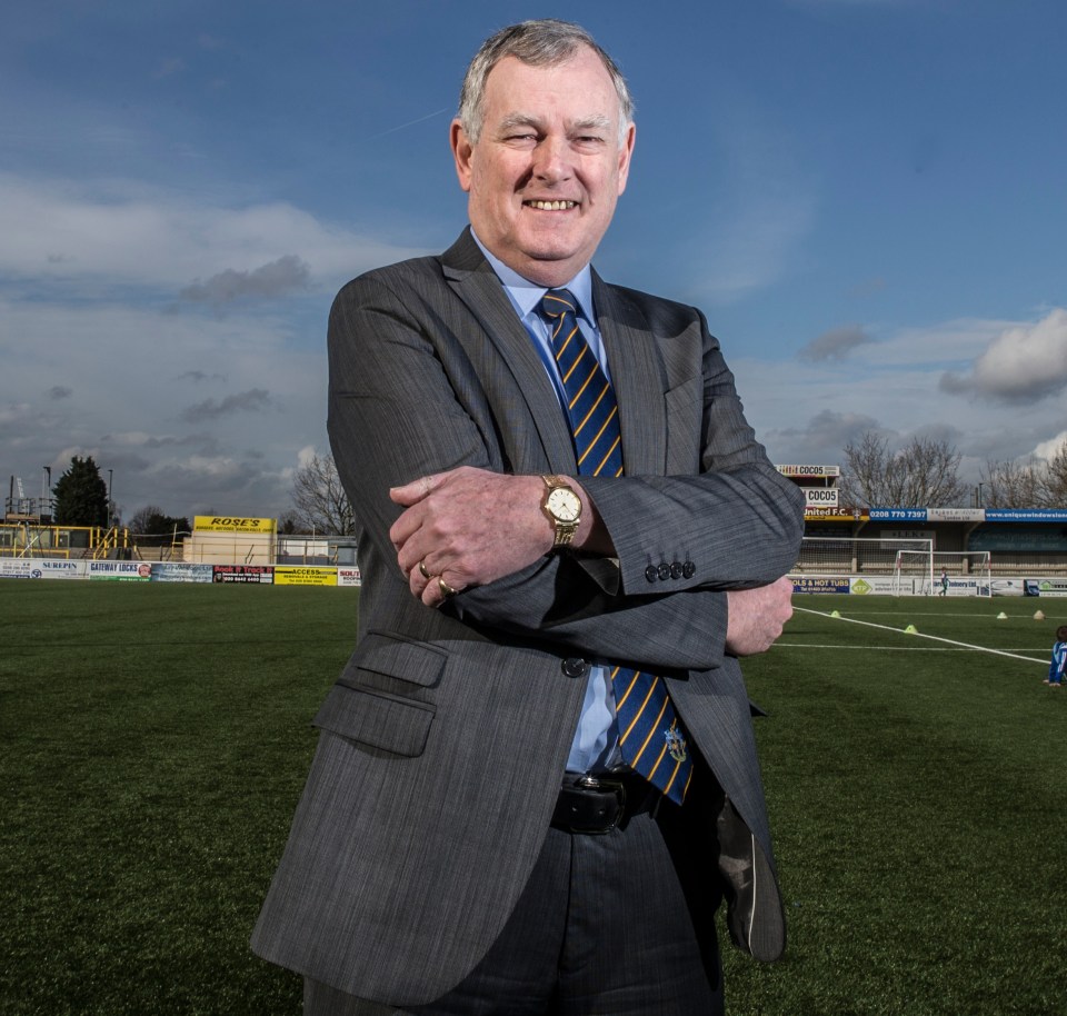 Bruce Elliott – presidente da Sutton Utd. Foto Jamie McPhilimey. 16.02.17.