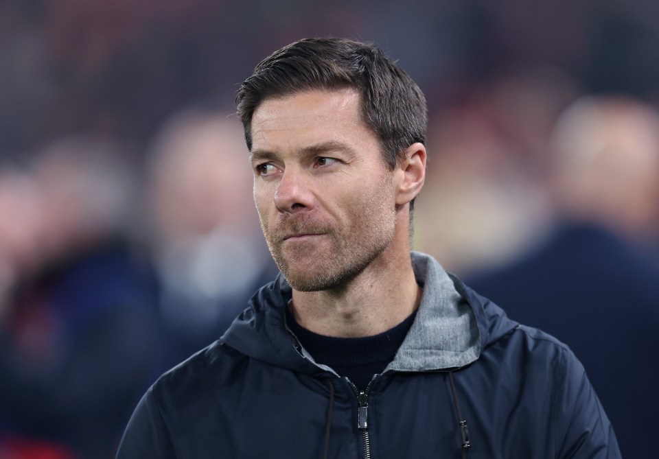 Xabi Alonso, técnico do Bayer Leverkusen, está de olho no retorno do Bernabeu