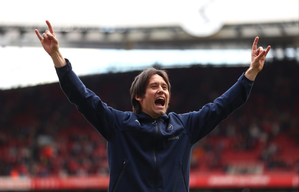 Tomas Rosicky, ex-meio-campista do Arsenal, é outro candidato