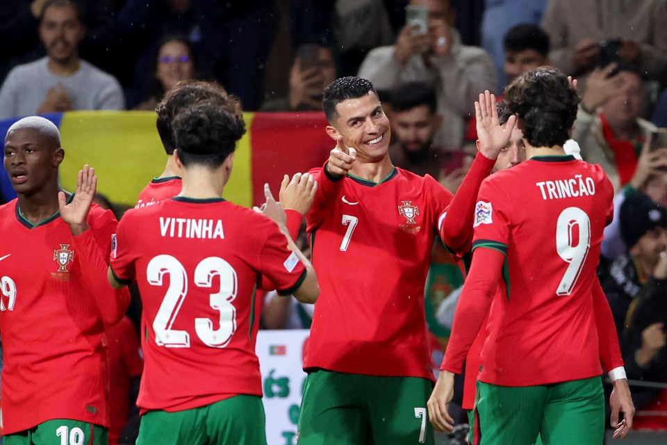 Ronaldo marcou dois gols por Portugal contra a Polônia