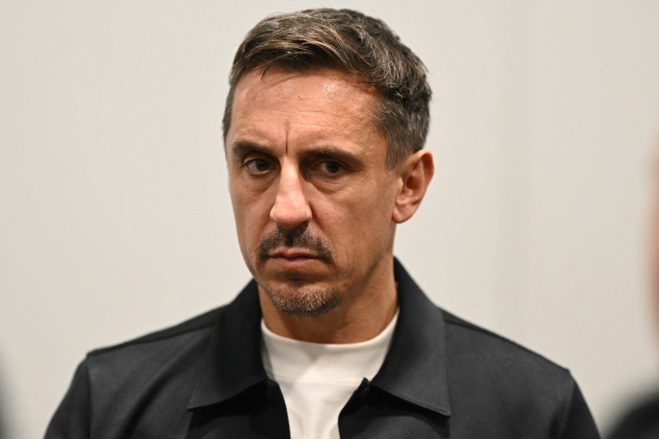 Ele afirmou que Gary Neville disse que seu tempo no clube havia acabado