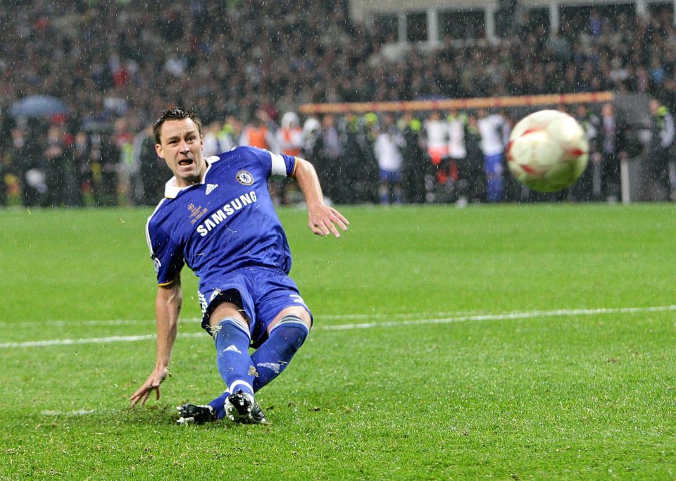 Terry escorregou ao marcar o pênalti decisivo na final da Liga dos Campeões de 2008, entregando a vitória ao Manchester United