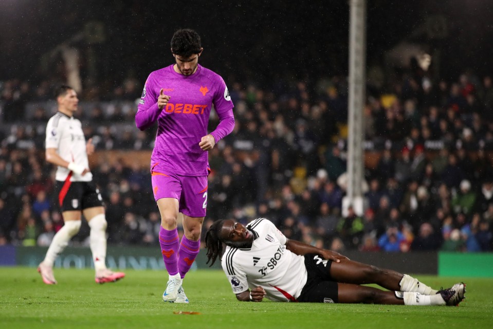 Gonçalo Guedes marcou o quarto do Wolves na morte