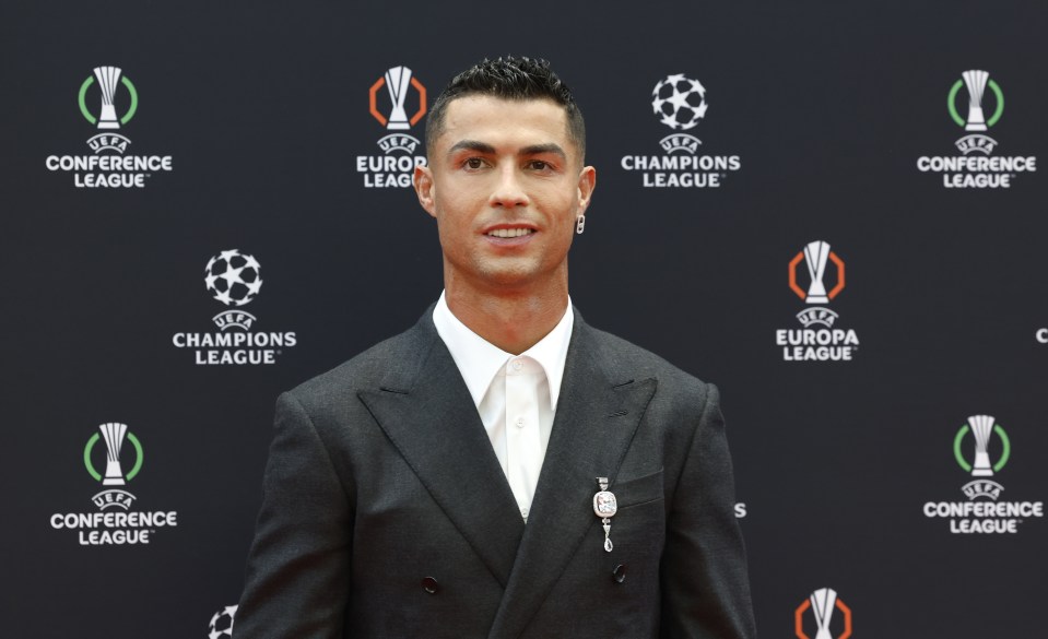 Cristiano Ronaldo está sendo processado por um médico cosmético por causa de uma suposta conta não paga de £ 40.000