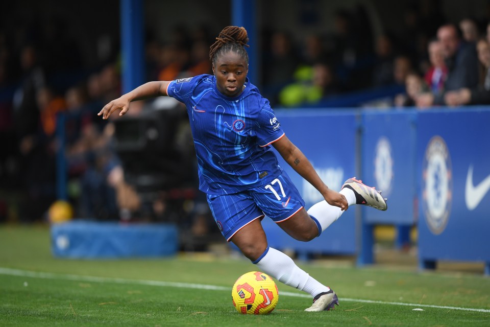 O atacante do Blues, Sandi Baltimore, foi eleito o melhor jogador em campo após outra mudança sólida como lateral