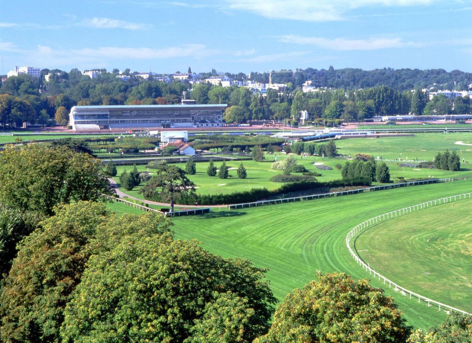 Uma opção poderia ser construir um estádio no Hipódromo de Saint Cloud