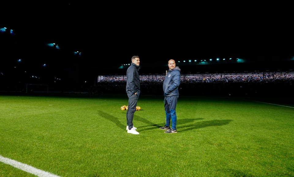 O confronto de Pompeu com o Blackburn foi adiado no sábado devido a um campo encharcado