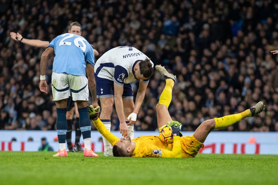 Lesão de Guglielmo Vicario é um golpe para o Spurs