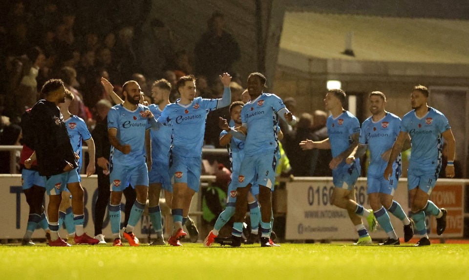 Ranger ajudou a colocar Kettering na segunda rodada da FA Cup