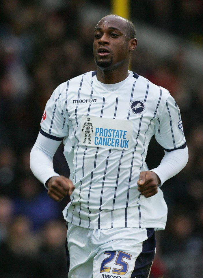 Hoyte teve um período com Millwall