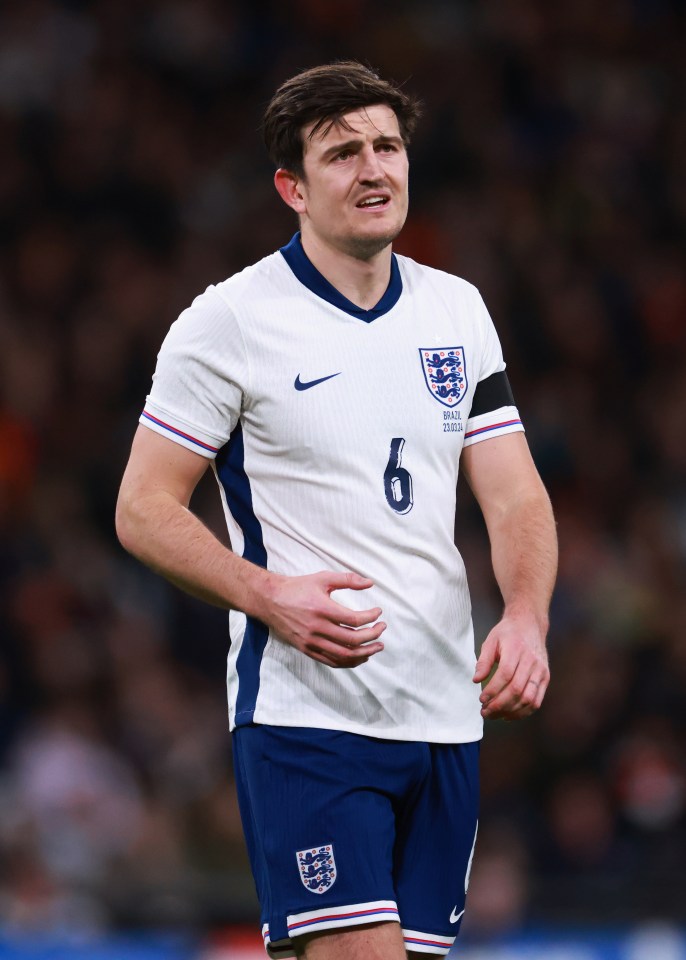 O zagueiro do Manchester United, Harry Maguire, enfrenta uma multa ENORME depois de ser apanhado em excesso de velocidade em seu Land Rover de £ 200 mil duas vezes em dois dias