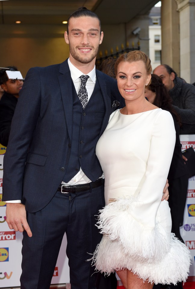 Andy Carroll colocou sua casa de £ 8,5 milhões à venda em meio à fúria da ex-esposa Billi Mucklow