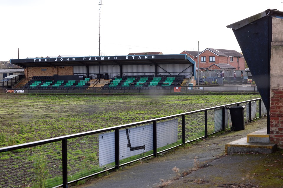 A Citadel do Farsley Celtic - anteriormente terreno do Throstle Nest - caiu em estado de abandono