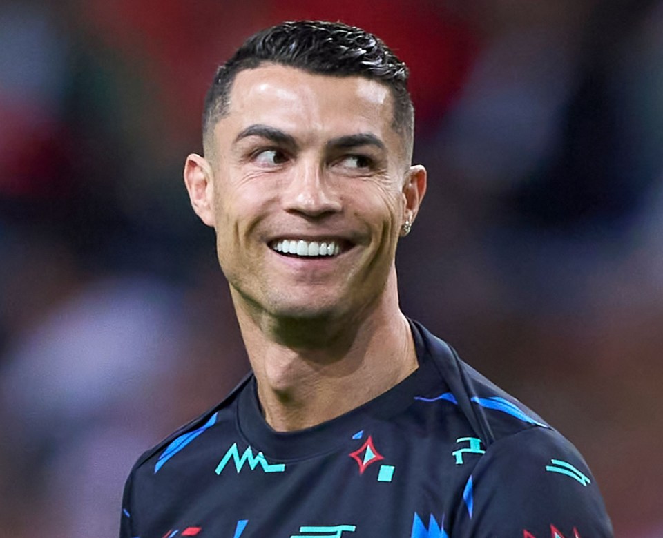 Cristiano Ronaldo sugeriu um grande convidado misterioso para seu próximo podcast