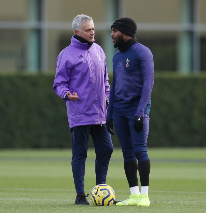 Danny Rose revelou que procurou aconselhamento jurídico depois que sua infame briga com José Mourinho fez parte do documentário do Amazon Prime