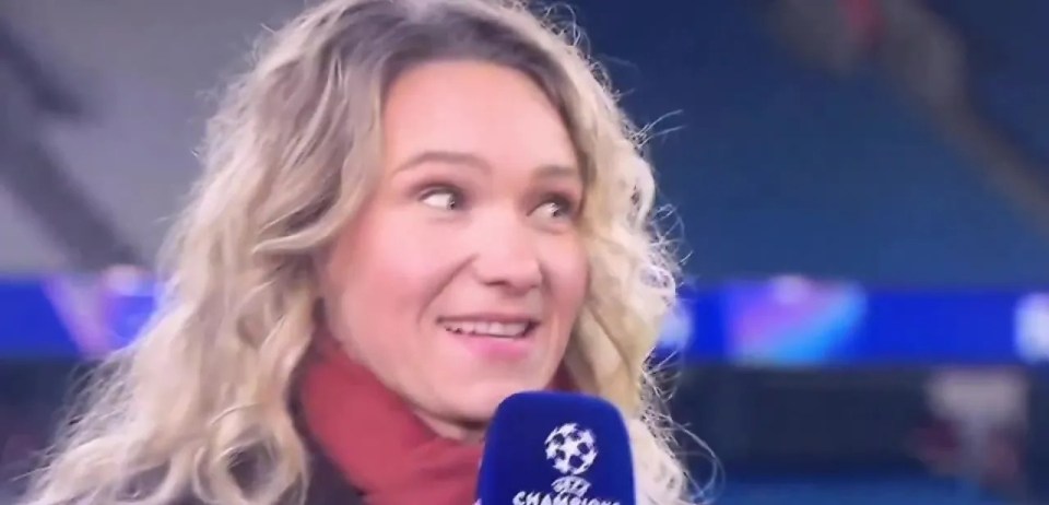 A analista Josie Henning praguejou ao vivo na TV ao falar sobre o colapso do Man City contra o Feyenoord