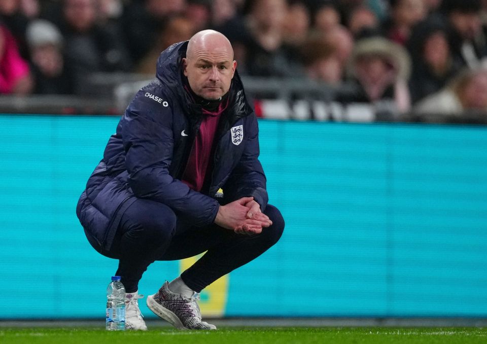 Lee Carsley está pronto para rejeitar empregos em clubes na esperança de conseguir um emprego em tempo integral na Inglaterra