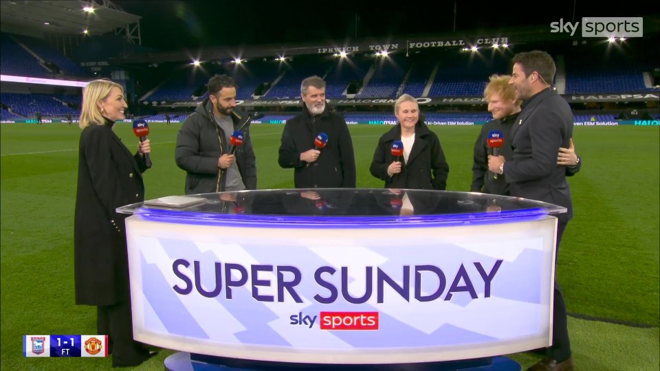 Ed Sheeran invadiu o painel da Sky Sports durante entrevista com Ruben Amorim